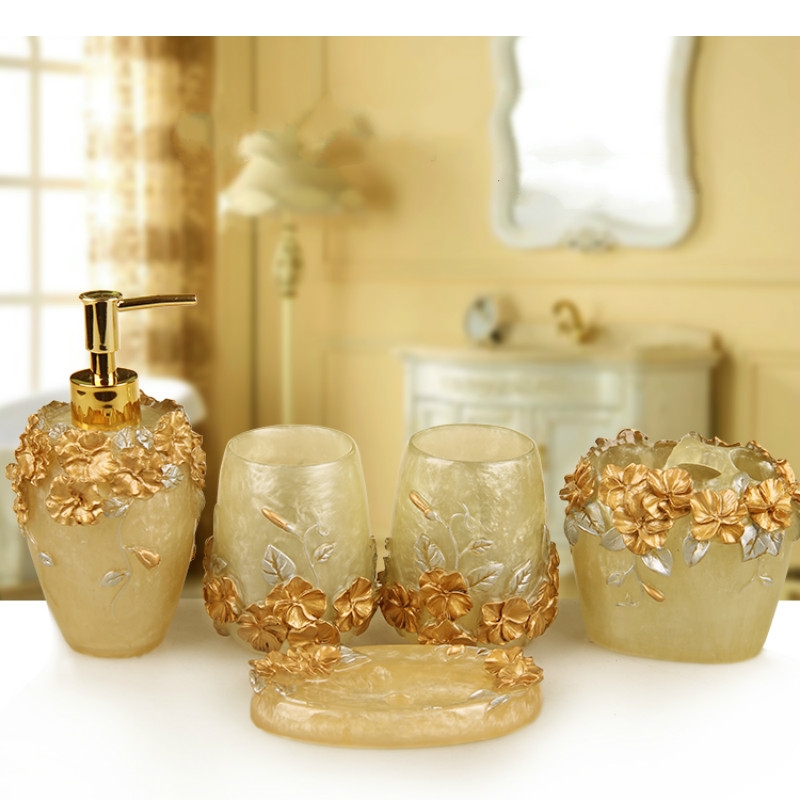 Wedding Bathroom Supply Kit - طقم حمام من الراتنج المنقوش على