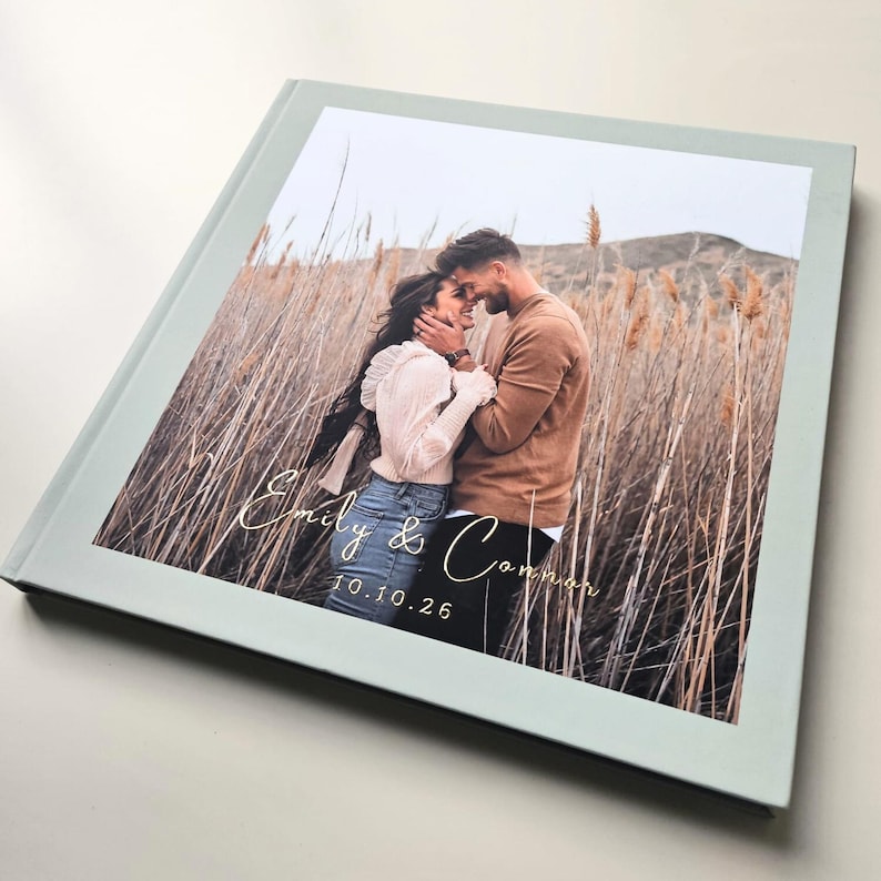 Personalized Guest Book - دفتر ضيوف الزفاف المخصص مع غلاف