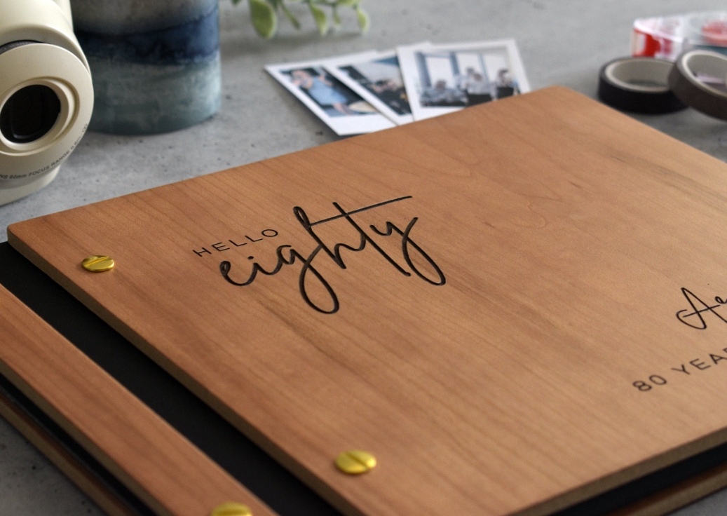 دفتر ضيوف عيد ميلاد شخصي ، ألب - مراجعة Personalized Guest Book وسعره