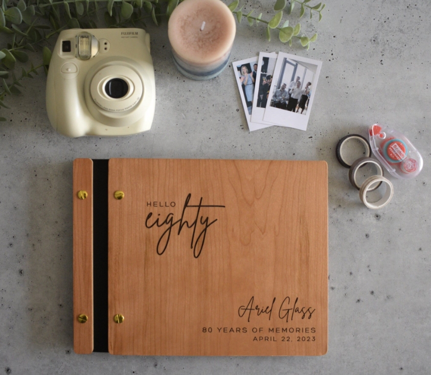 دفتر ضيوف عيد ميلاد شخصي ، ألب - مراجعة Personalized Guest Book وسعره
