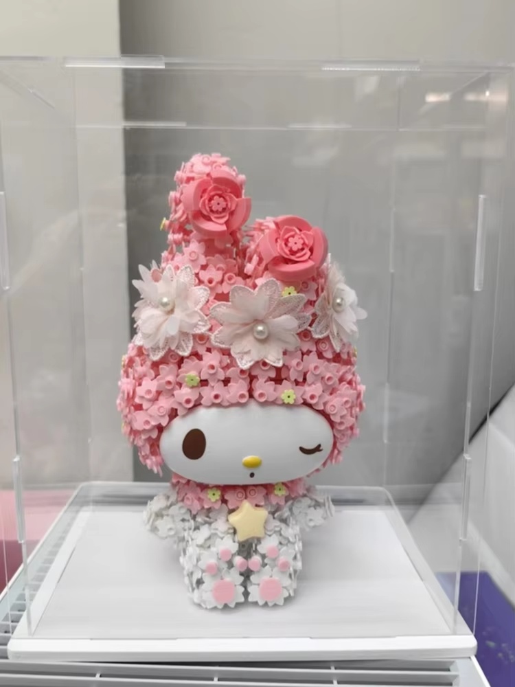صندوق مفاجآت من مكعبات البناء  - مراجعة Good Floral & Wedding Decor Supply وسعره
