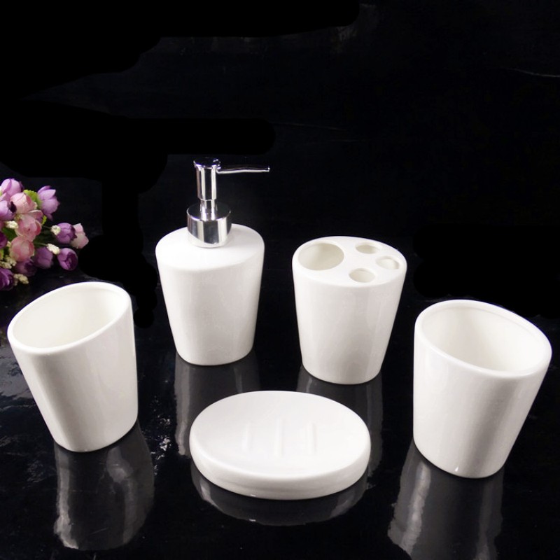 طقم لوازم الحمام من السيراميك  - مراجعة Wedding Bathroom Supply Kit وسعره